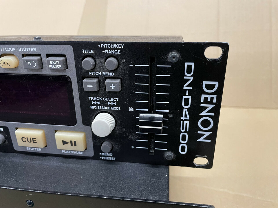 CD doble DENON DN-D4500