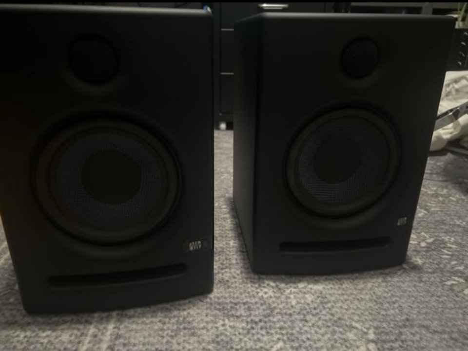 Monitores Presonus Eris E5