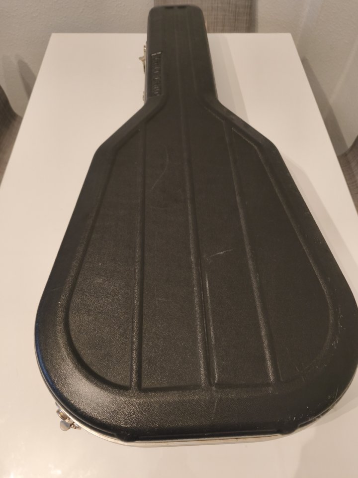 Guitarra ZURDOS Seagull S6 Cedar 1999 + Estuche de segunda mano · Foto 6 de 7 · Valencia · 650 €