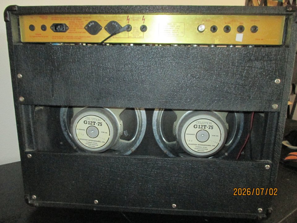 Marshall JCM 800 Combo de segunda mano · Foto 3 de 7 · Ávila · 750 €