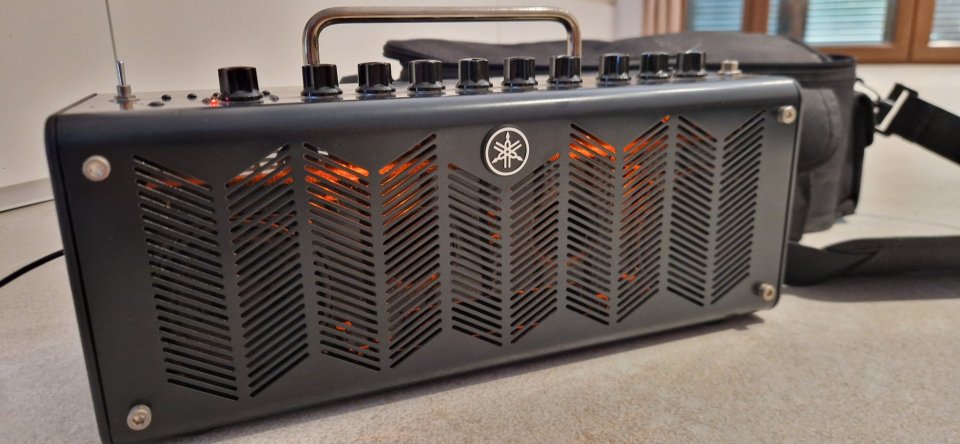 Yamaha THR10C de segunda mano · Foto 1 de 5 · Illes Balears · 245 €