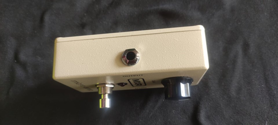 MXR Micro Amp M133 - Pedal Clean Boost / Preamp de segunda mano · Foto 2 de 4 · Barcelona · 75 €