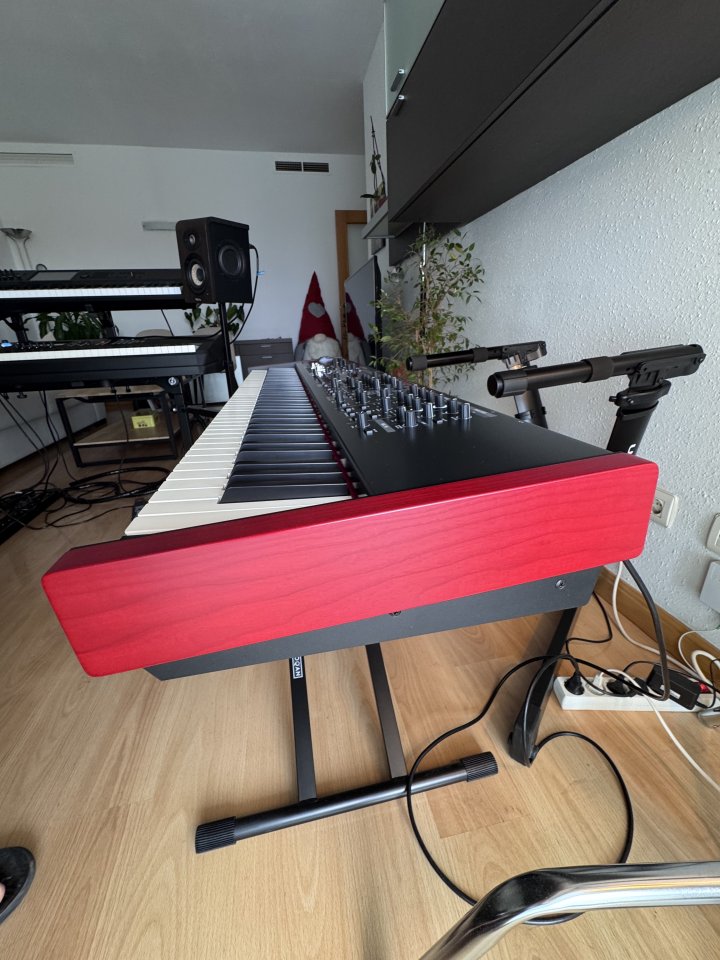 Roland V-Stage 88