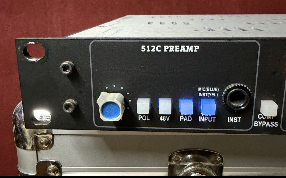 Api channel strip - comprado en 2021 - de segunda mano · Foto 4 de 7 · Pontevedra · 2300 €