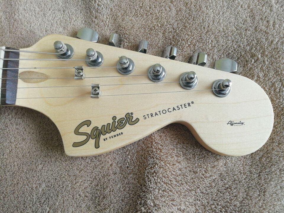 Squier By Fender Stratocaster Affinity