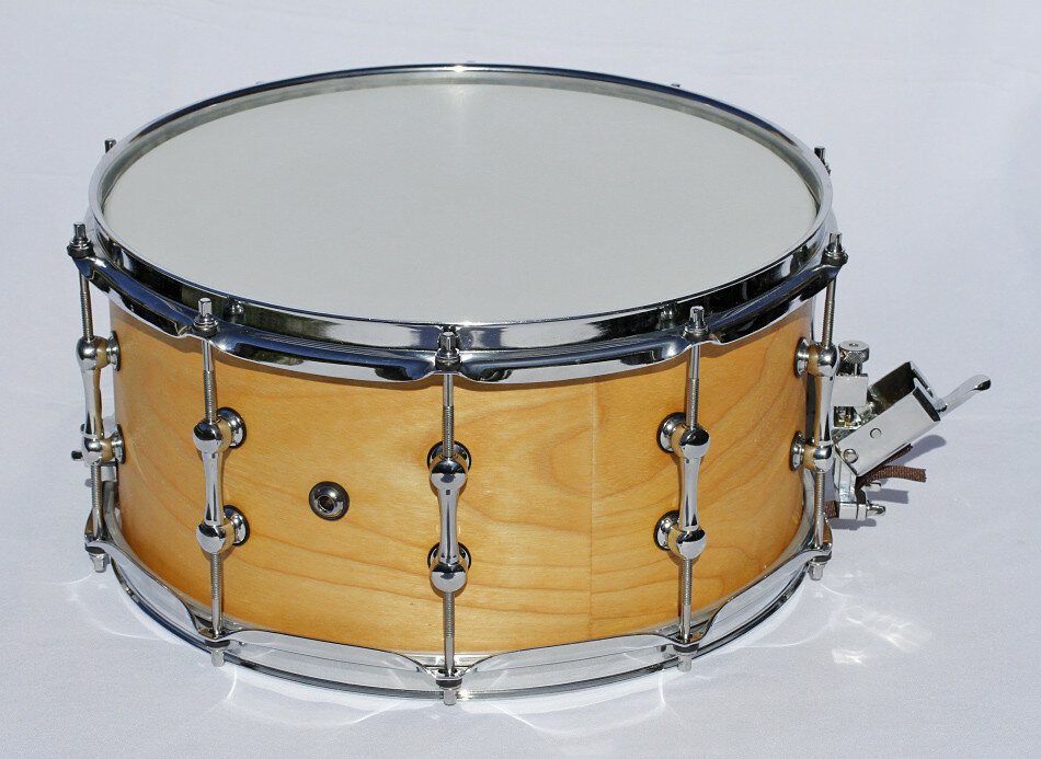 Caja de 14"x7" con casco de abedul