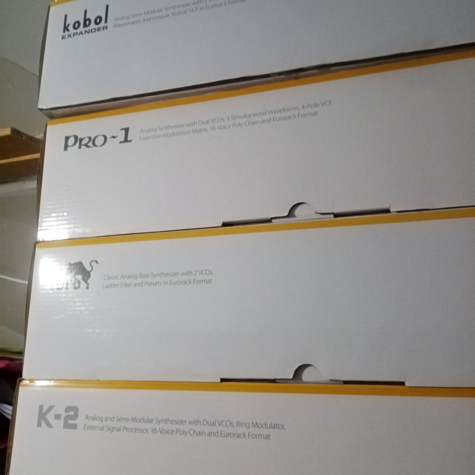 Por liquidación de estudio vendo el equipo.