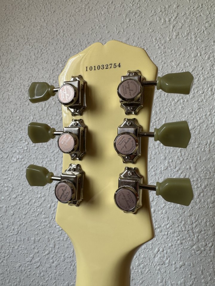 Epiphone SG G-400 Les Paul Custom de segunda mano · Foto 8 de 10 · Almería · 600 €