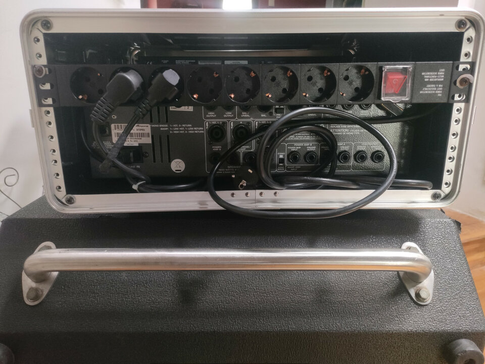 Ampeg svt 4 pro + ampeg 4x10 HLF