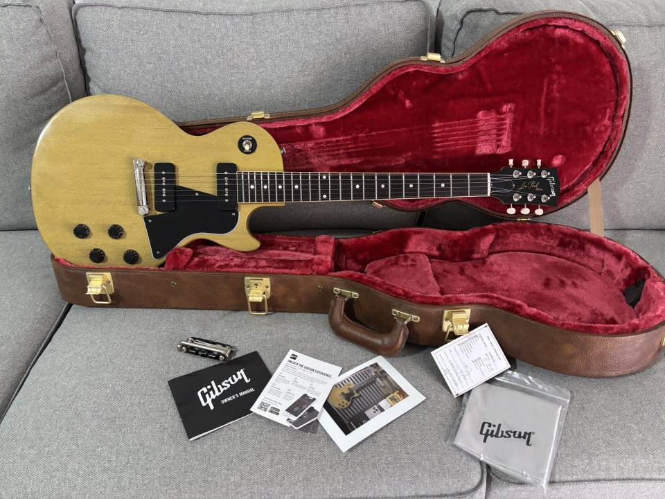 Gibson Les Paul Special TV Yellow de segunda mano · Foto 1 de 3 · Murcia · 1200 €