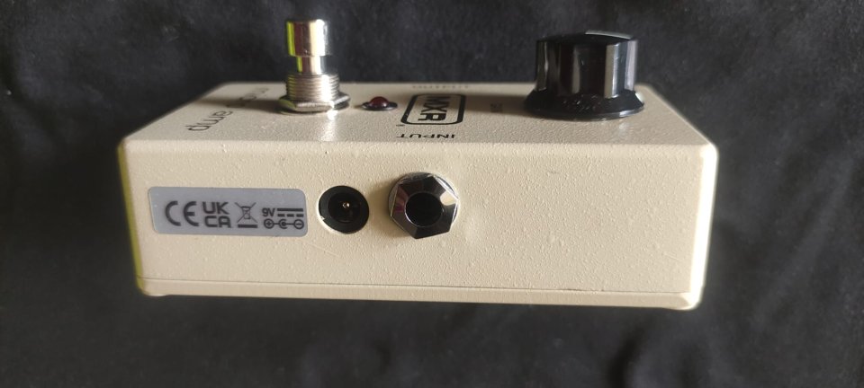 MXR Micro Amp M133 - Pedal Clean Boost / Preamp de segunda mano · Foto 3 de 4 · Barcelona · 75 €