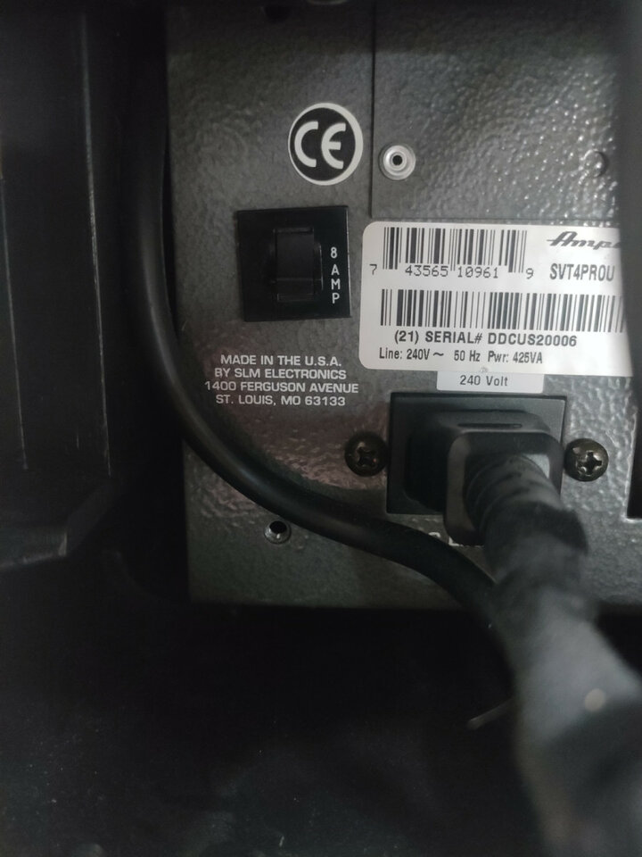 Ampeg svt 4 pro + ampeg 4x10 HLF