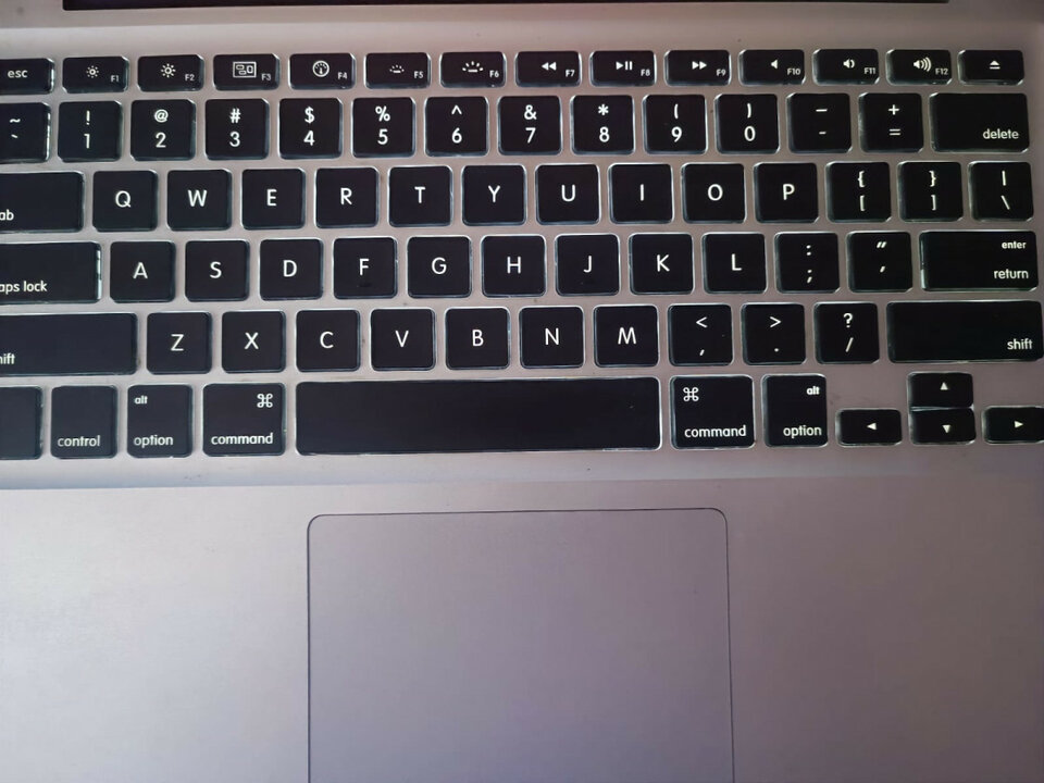 MacBook Pro 2010 Ssd256+HD750,16GB+Interface Presonus