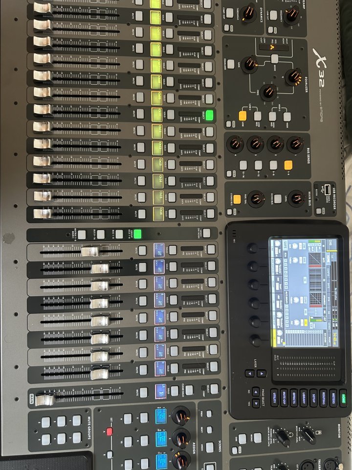 Behringer x32 Flight case de segunda mano · Foto 4 de 6 · Murcia · 1250 €