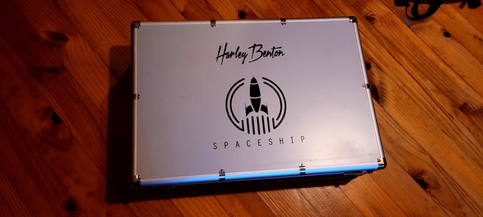 Hardcase Harley Benton Spaceship 60