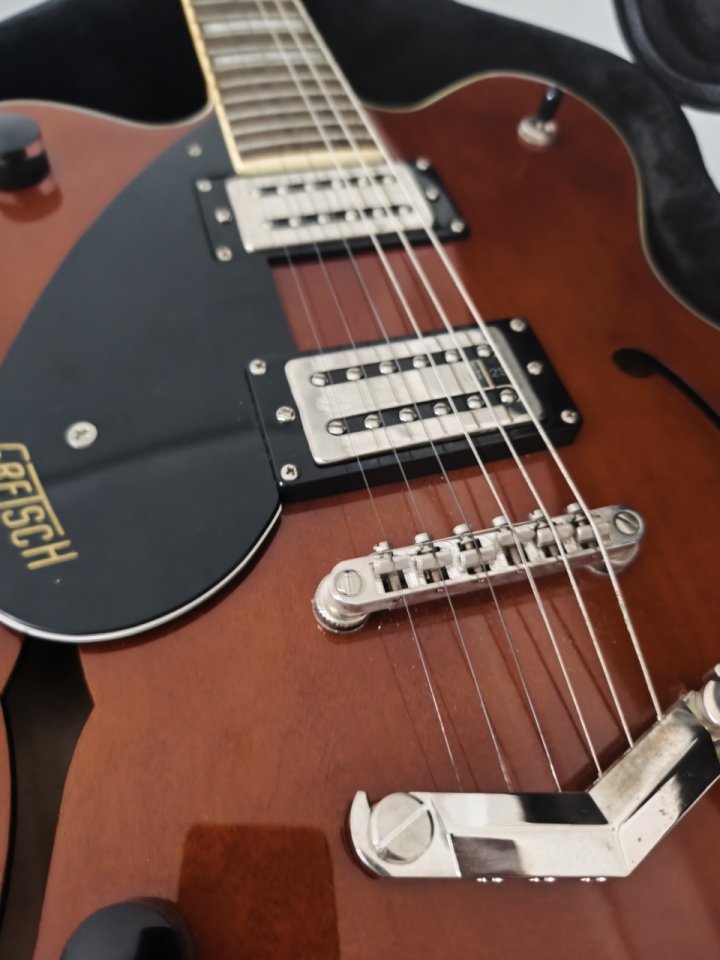 Gretsch G2622LH Streamliner Zurdos + FUNDA RÍGIDA GRETSCHH de segunda mano · Foto 6 de 10 · Valencia · 650 €