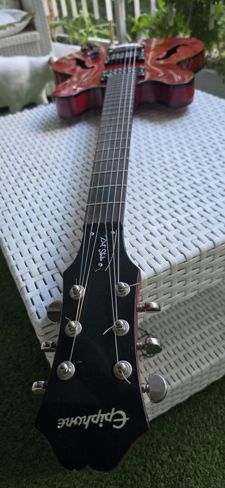 Epiphone Dot Studio de segunda mano · Foto 4 de 10 · Madrid · 500 €