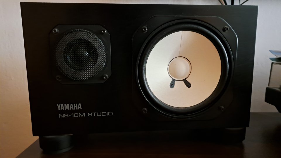 Yamaha NS10M Studio
