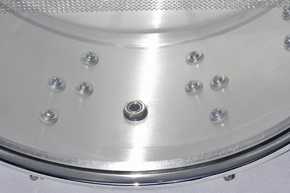 Caja de 14x6,5" con casco de aluminio cast de 12+8 divisiones