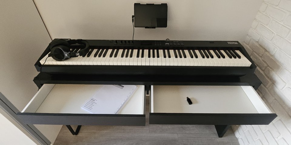 Mesa para teclado o estudio