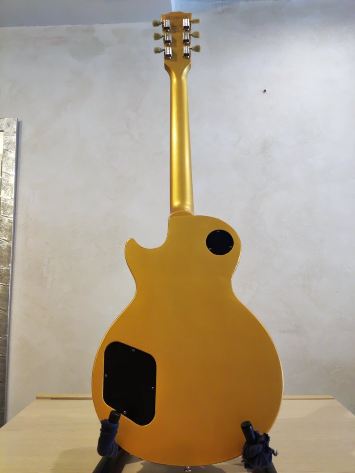 Gibson Les Paul Studio Raw Power (2009) GOLD NITRO REFINISH