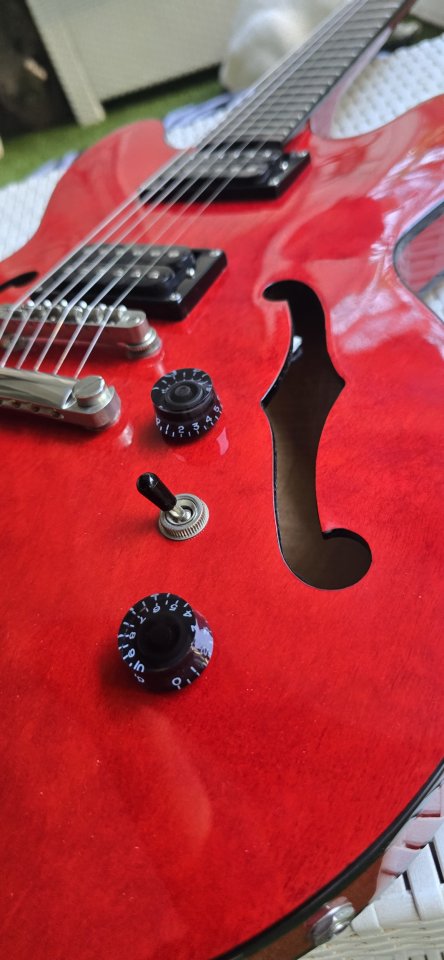 Epiphone Dot Studio de segunda mano · Foto 8 de 10 · Madrid · 500 €