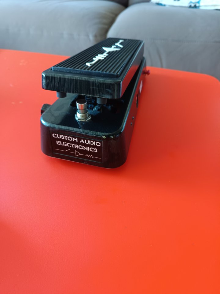 Pedal wah cae mc404