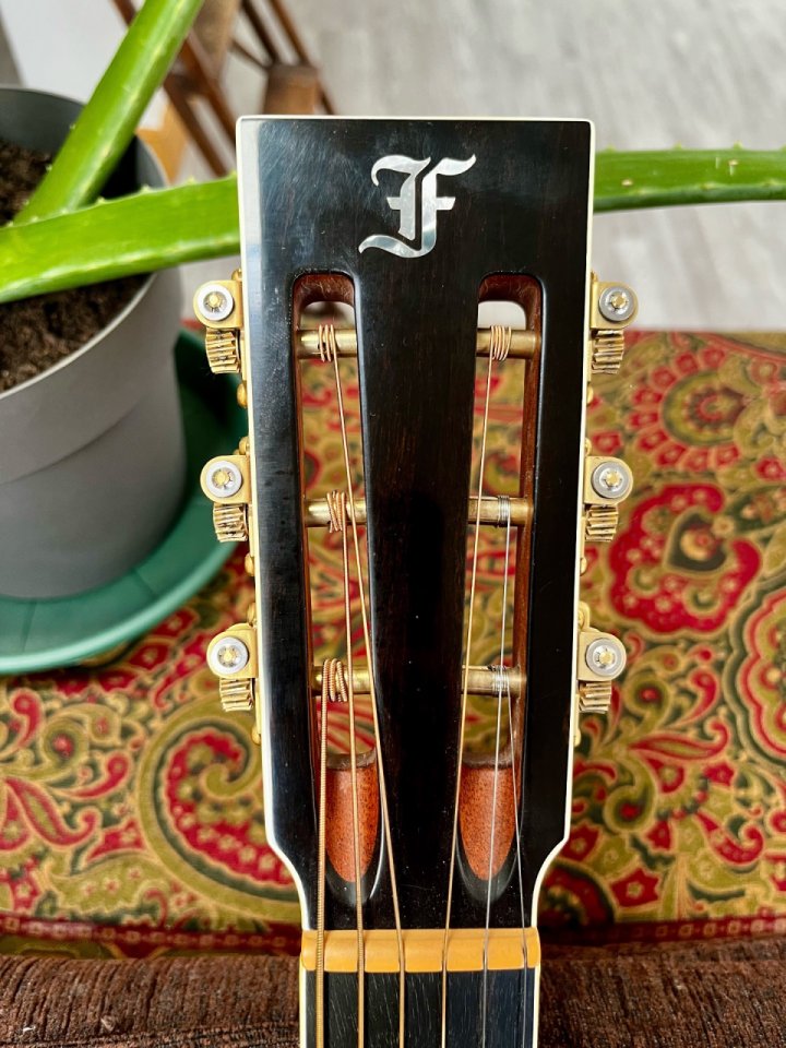 Furch OOM Vintage 2 SR Slotted Headstock LR Baggs Anthem de segunda mano · Foto 5 de 10 · Burgos · 2275 €