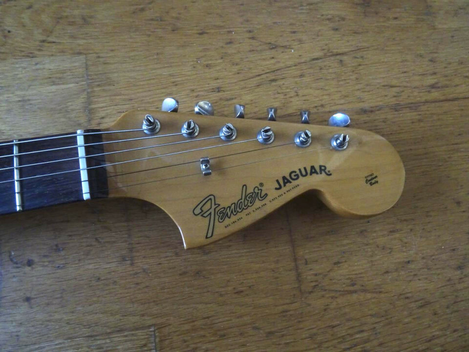 Fender Jaguar Olympic White - Tambien Cambio