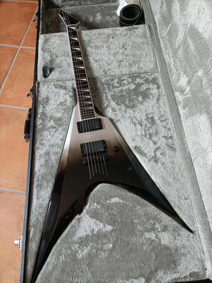 ESP E-II Arrow NT, Black Silver Fade