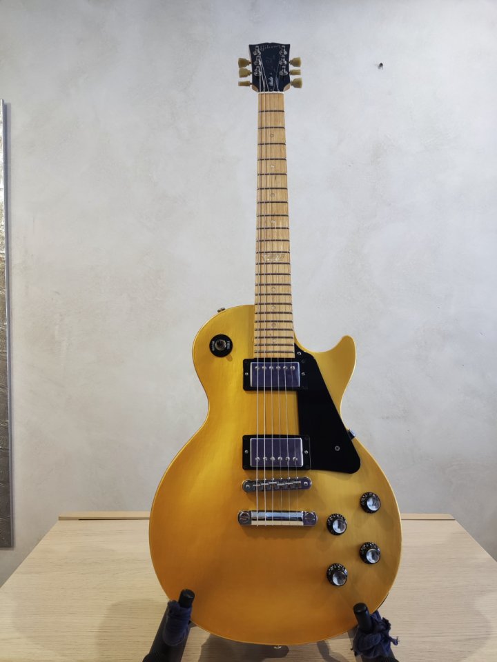 Gibson Les Paul Studio Raw Power (2009) GOLD NITRO REFINISH
