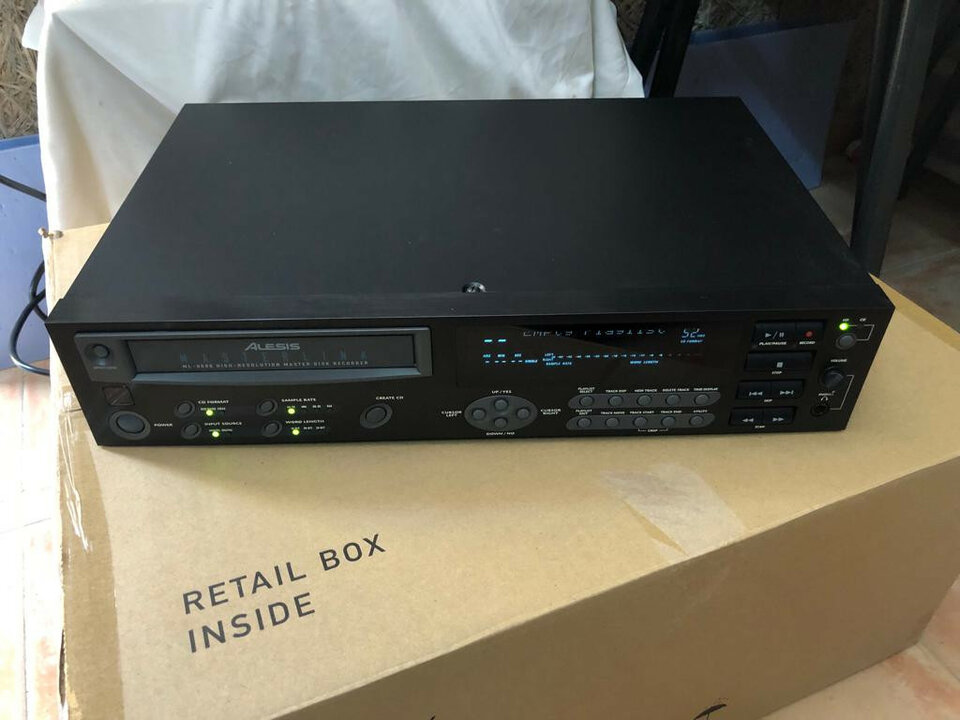 Alesis Masterlink ML-9600 High Resolution Master Disk Recorder