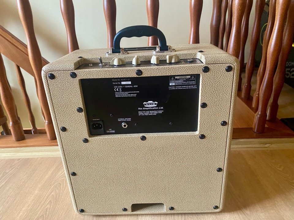 VOX AC4C-12 Cream Bronco Limited de segunda mano · Foto 6 de 7 · Pontevedra · 300 €