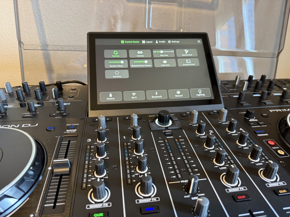 Denon Prime 4 Plus + accesorios de segunda mano · Foto 5 de 10 · Madrid · 2200 €