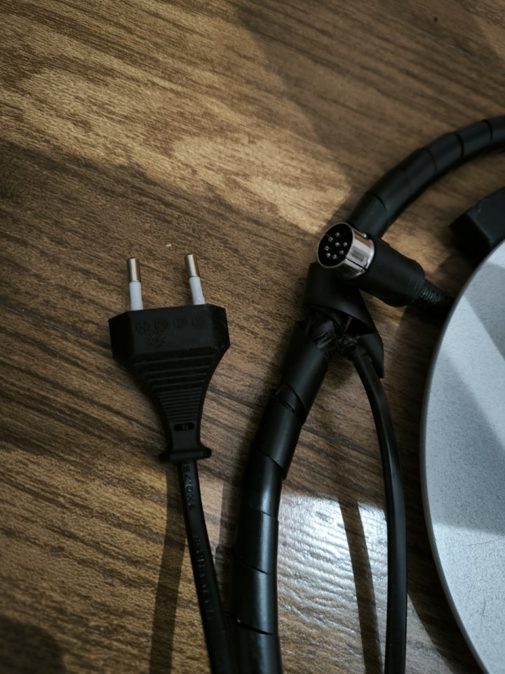 Pareja de altavoces activos Bang & Olufsen BeoLab 6000 de segunda mano · Foto 2 de 3 · A Coruña · 380 €