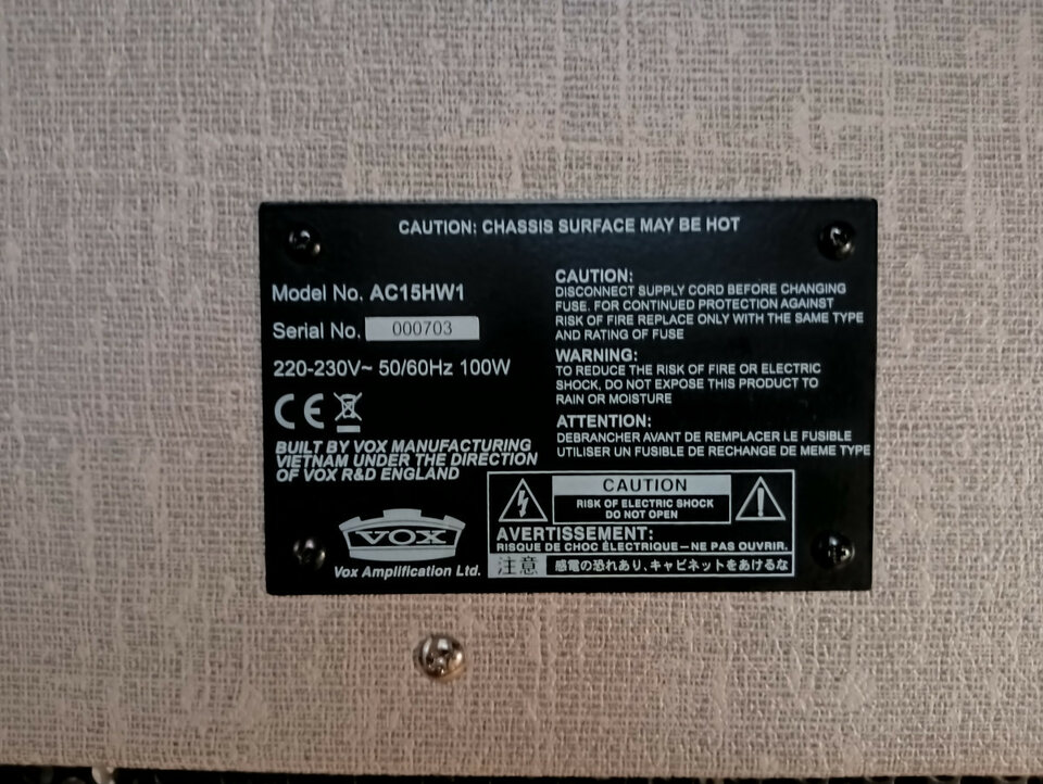 Cambio o Vendo Vox AC15 Handwired 1x12 (Reservado)