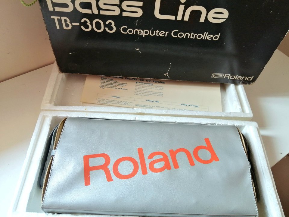 Roland TB303