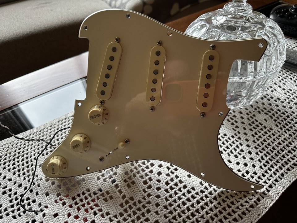 Golpeador completo  Fender Strat Custom Shop 69