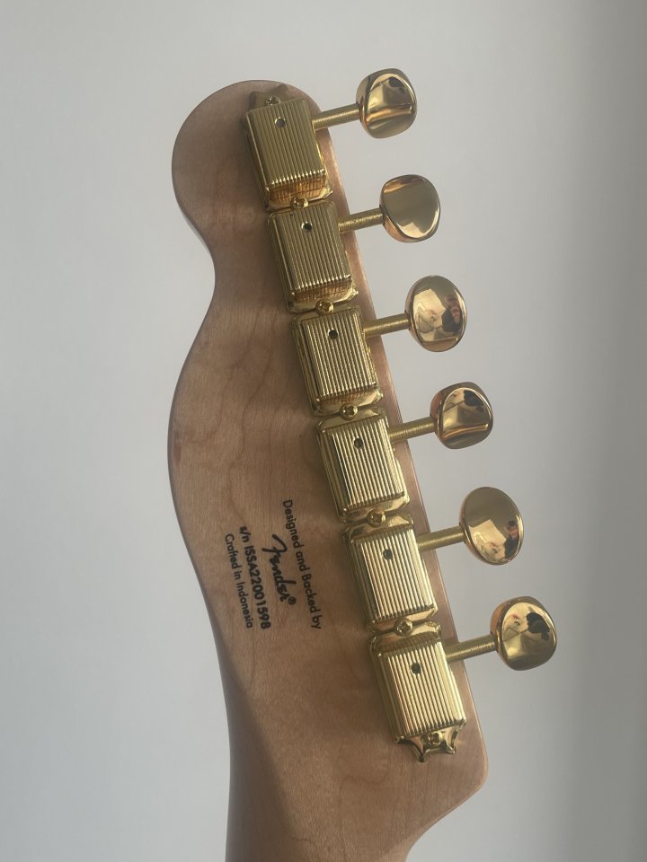 squire telecaster, 40th anniversary de segunda mano · Foto 5 de 8 · Valencia · 310 €