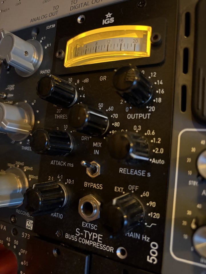 Compresor Igs s-type buss compressor serie 500 de segunda mano · Foto 3 de 3 · Gipuzkoa · 500 €