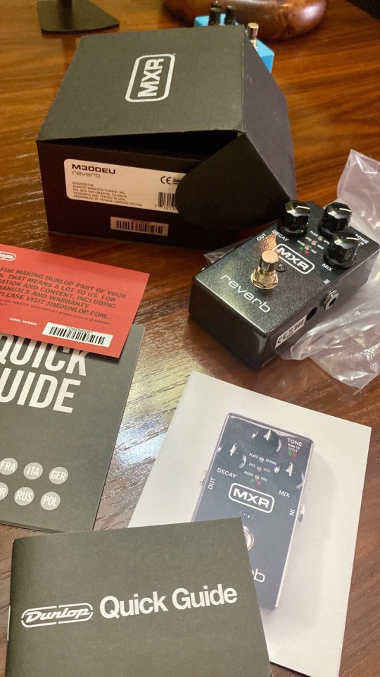 MRX M300 Reverb (nuevo)