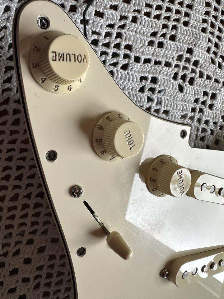 Golpeador completo  Fender Strat Custom Shop 69