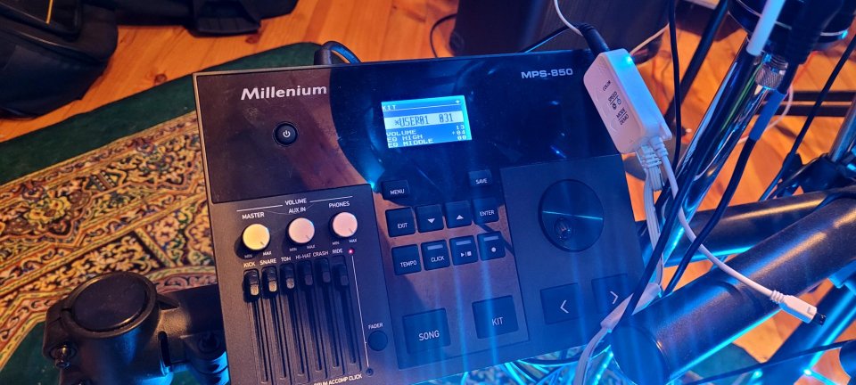 batería electrónica Millenium MPS-850 + extras