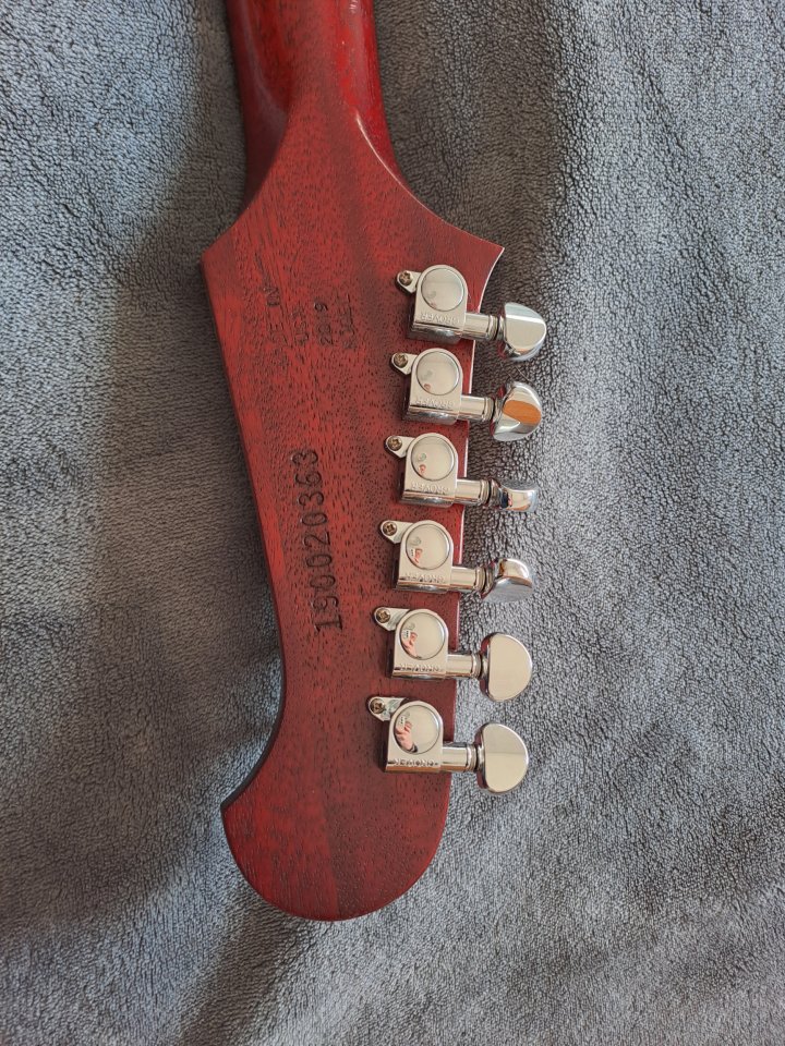 Gibson Firebird Tribute 2019 Satin Cherry