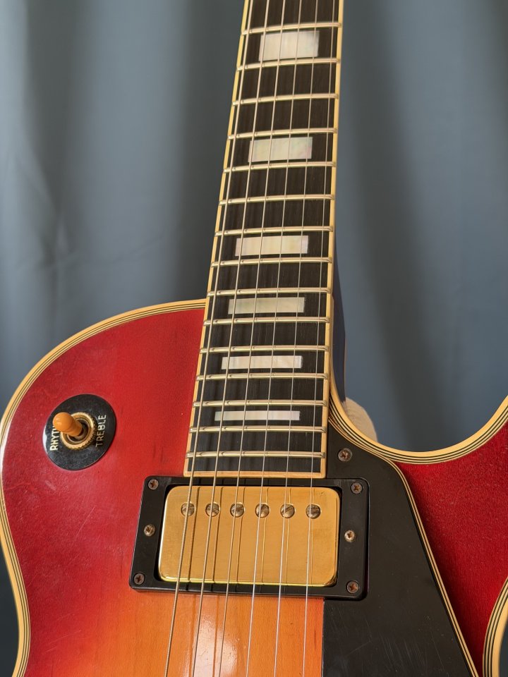 1974 Gibson Les Paul Custom Sunburst de segunda mano · Foto 5 de 10 · Madrid · 6000 €