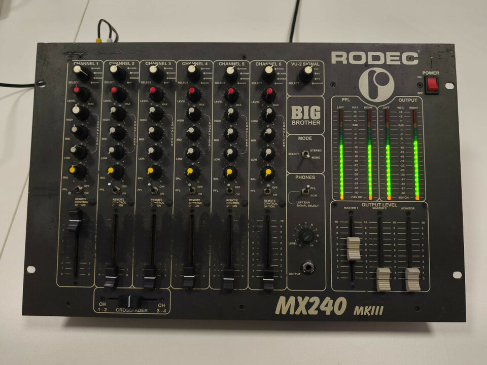 RODEC MX240 MKIII - Big Brother de segunda mano · Foto 3 de 6 · Valencia · 975 €