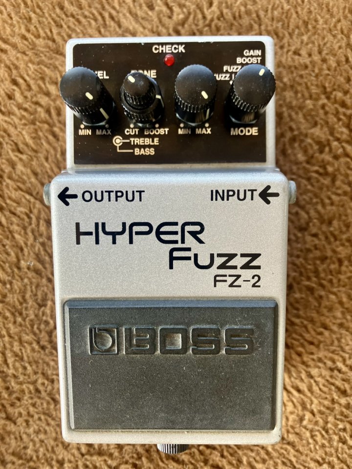 Boss Hyper Fuzz FZ-2 (Silver Label, 1993–1997, Made in Taiwan)