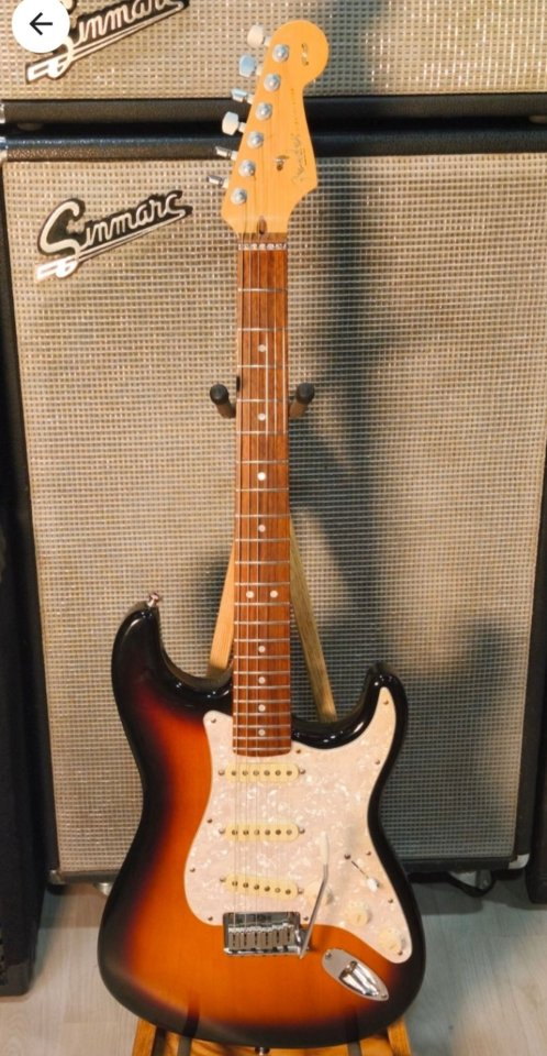 Fender 60th Anniversary American Stratocaster de segunda mano · Foto 2 de 10 · Barcelona · 1000 €