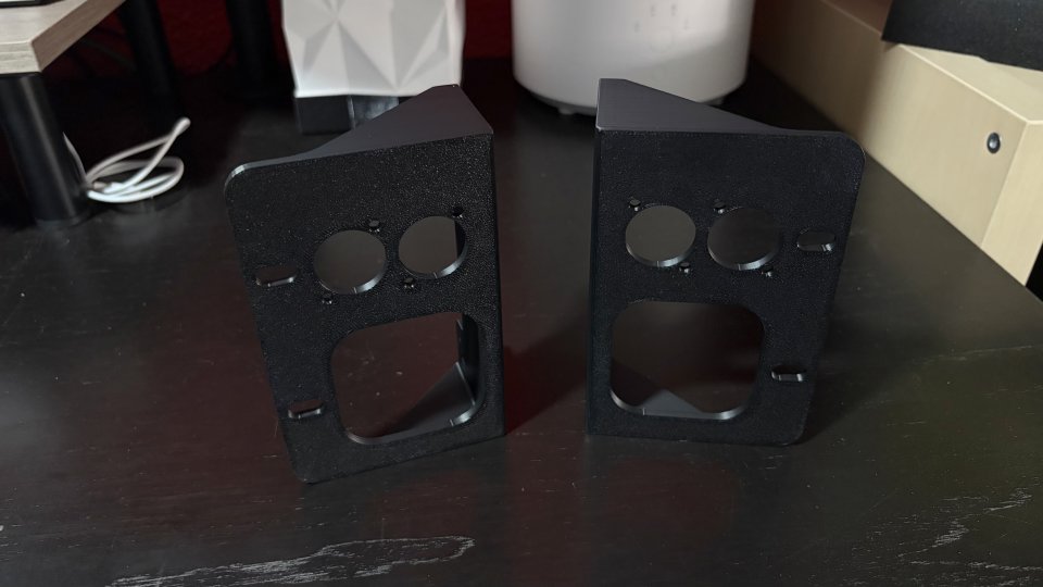 Orejas Rack Behringer XR18/XR16 Midas MR18 de segunda mano · Foto 2 de 3 · Madrid · 15 €