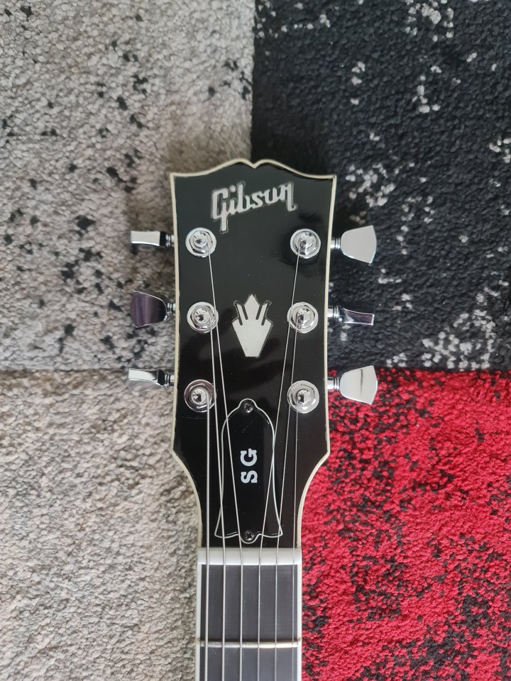 Gibson SG Guitar of the week 2008